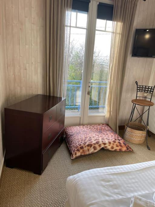 Maison De Charme Avec Vue Mer Трувил сюр Мер Екстериор снимка